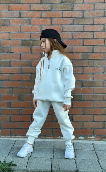 Unisex Oversize Fermuarlı Yaka Şardonlu Çocuk Takımı Beyaz - 5-6 Yaş