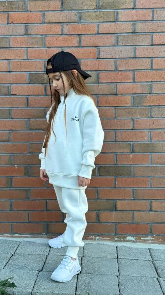 Unisex Oversize Fermuarlı Yaka Şardonlu Çocuk Takımı Beyaz - 7-8 Yaş