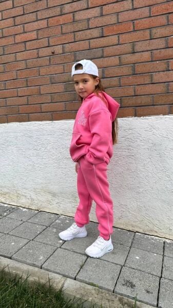 Nakış Detaylı Oversize Kanguru Cepli Kapüşonlu Şardonlu Çocuk Takımı